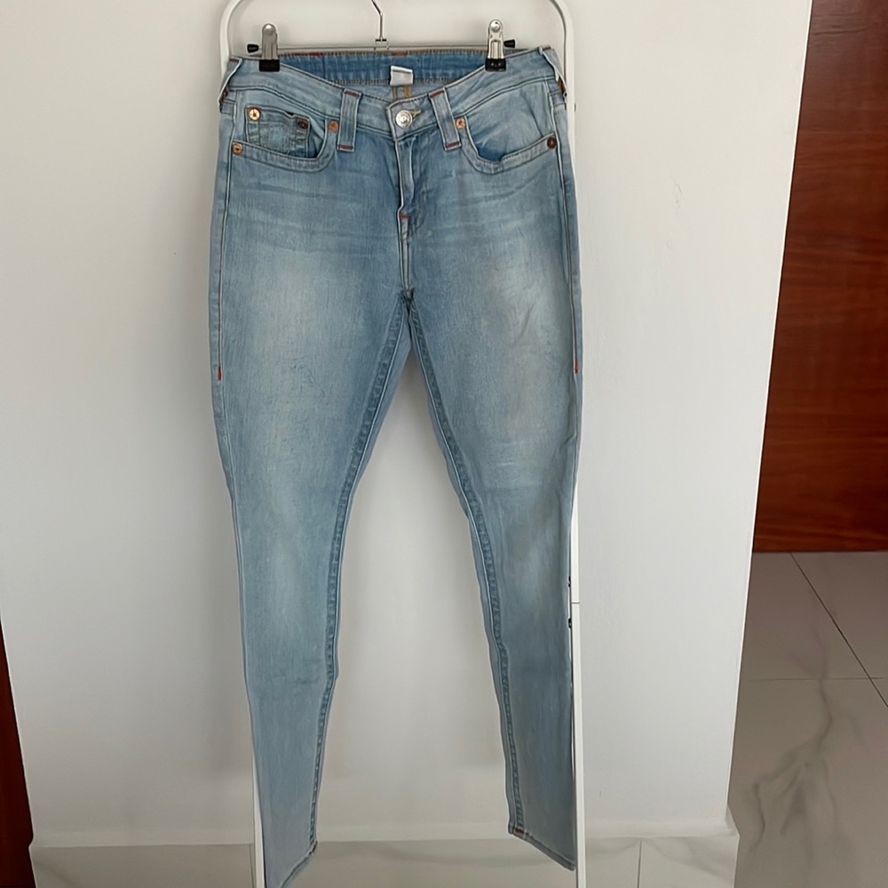 True Religion light wash Curvy Skinny Jeans Size 28
